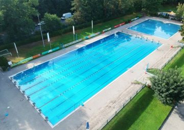 Clubbad des 1. FCN Schwimmen (3)